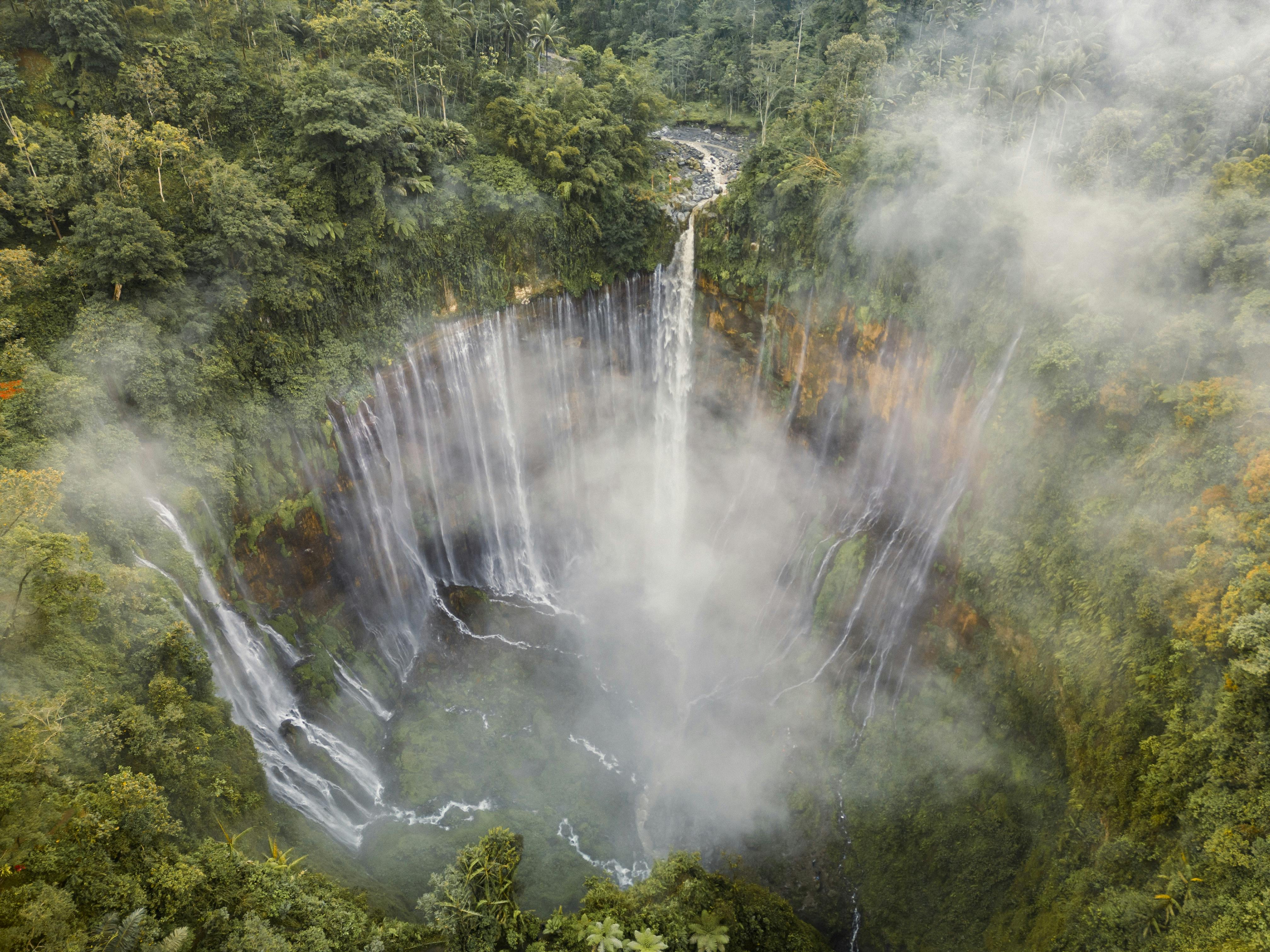 4D3N Mt Bromo + Tumpak Sewu Waterfall + Mt Ijen