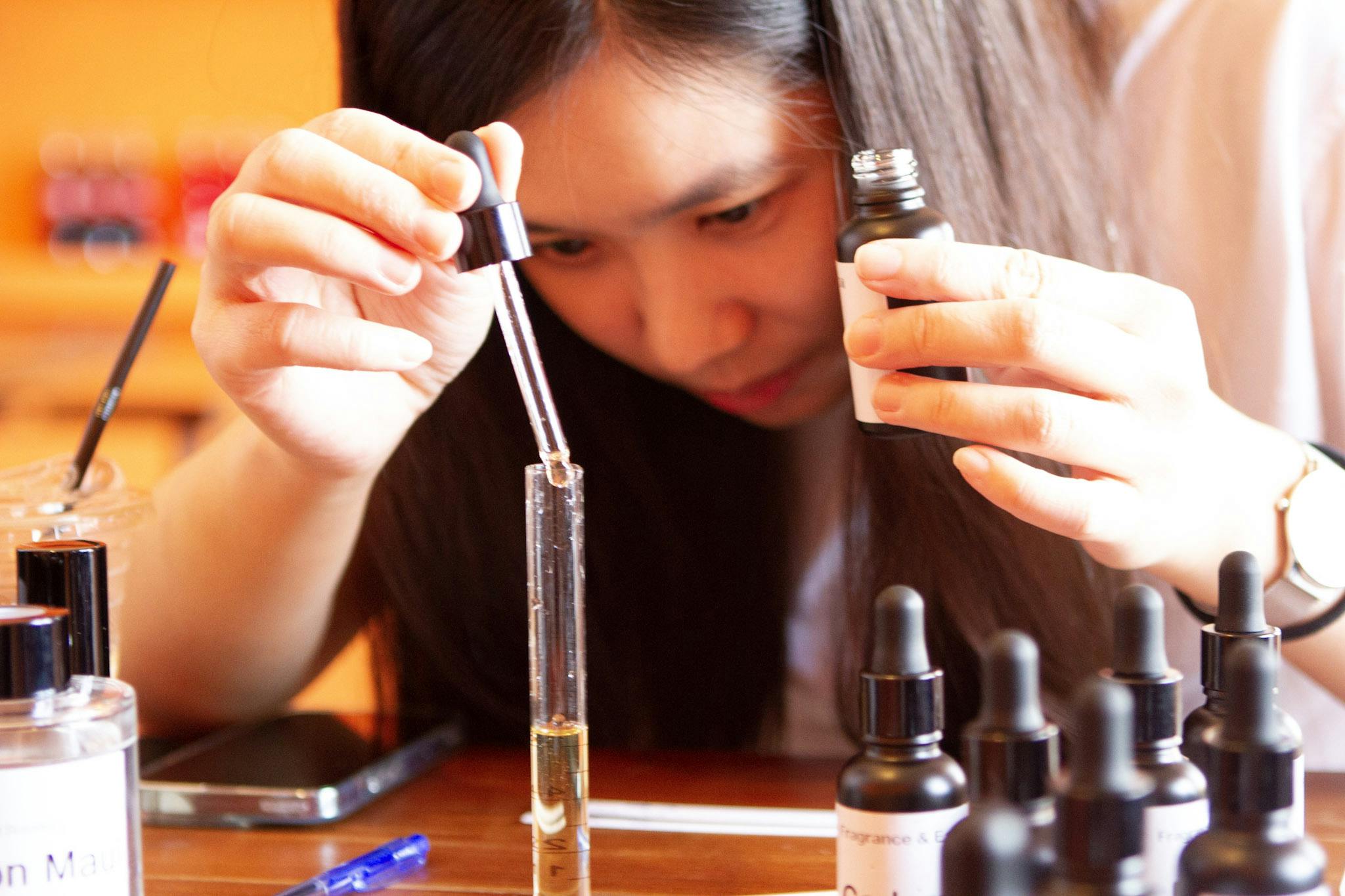 Make Customised Perfume with a Scent Engineer