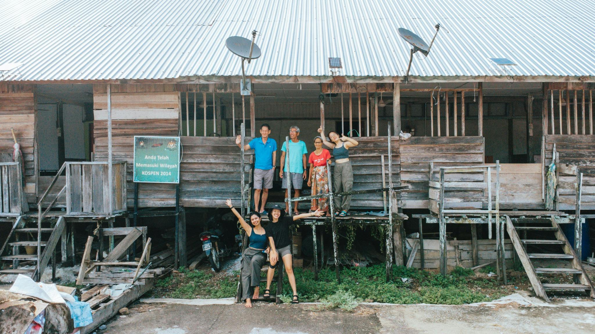 Longhouse where many families live under the same roof 