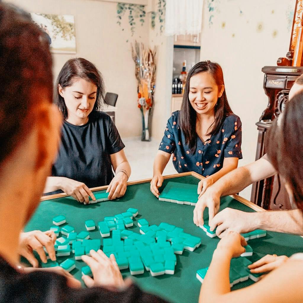 Play Mahjong and learn problem solving skills with your team
