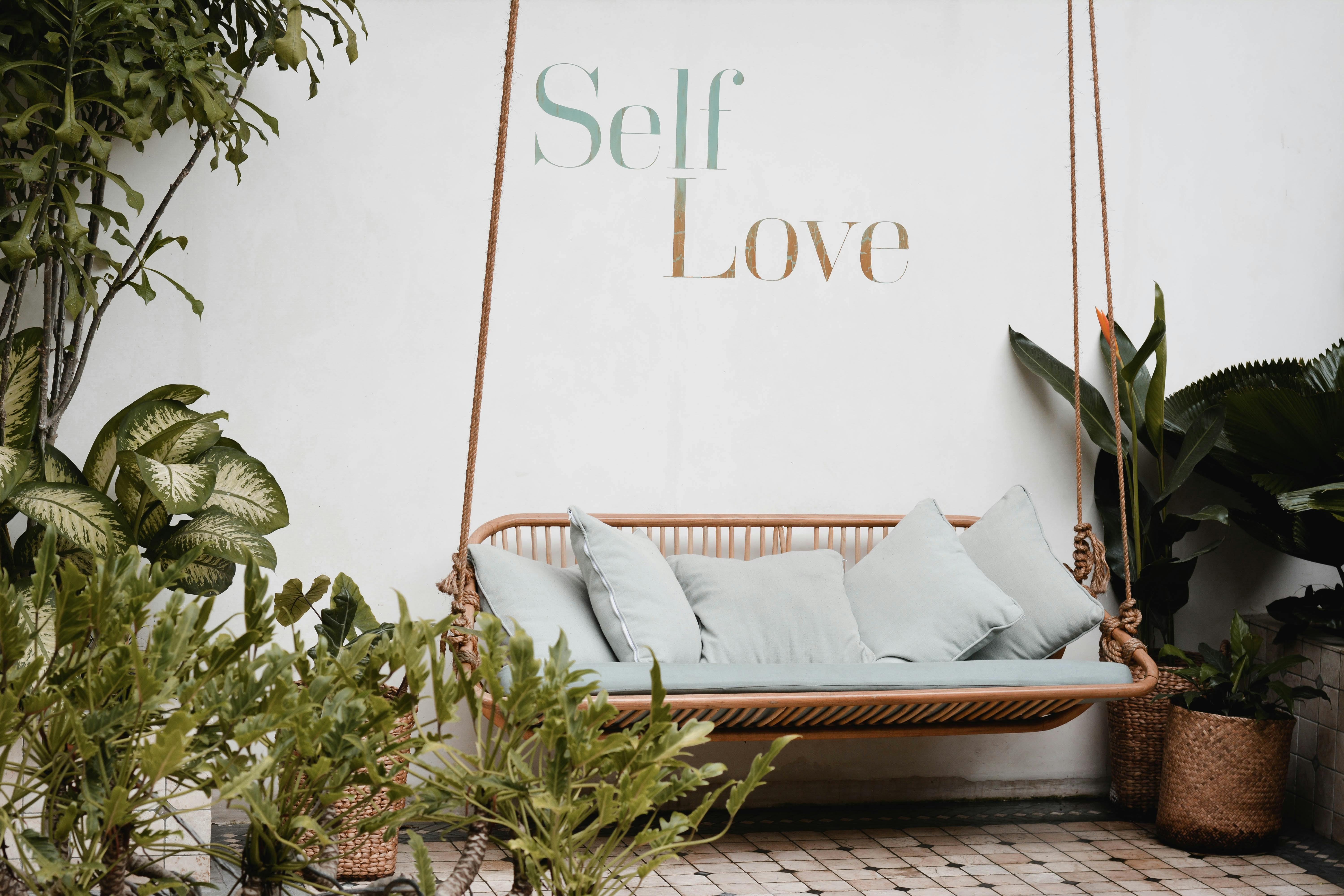 self-help books, seema love, self-love, seema.com, seema newsletter, seema culture, seema books, Brené Brown, Sonya Renee Taylor,Meera Lee Patel , content pixie, unsplash