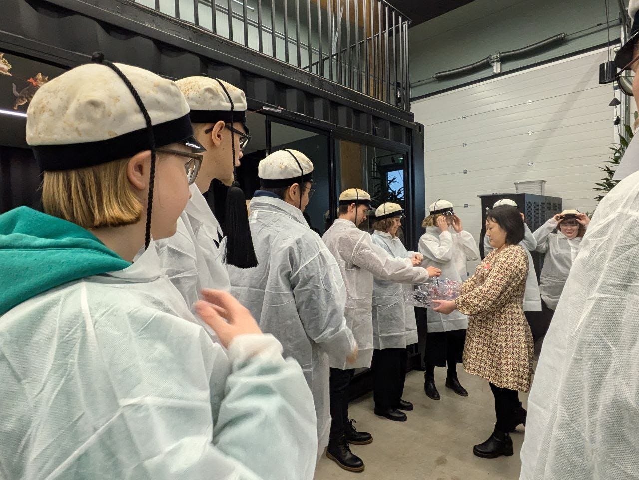 Laboratoriokierros Eniferillä