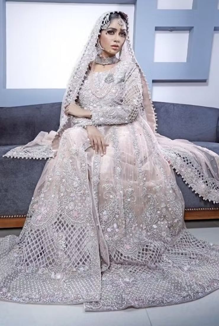 White bengali sarees for wedding 