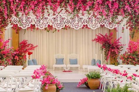 Scintillating Coral Themed Wedding Stage