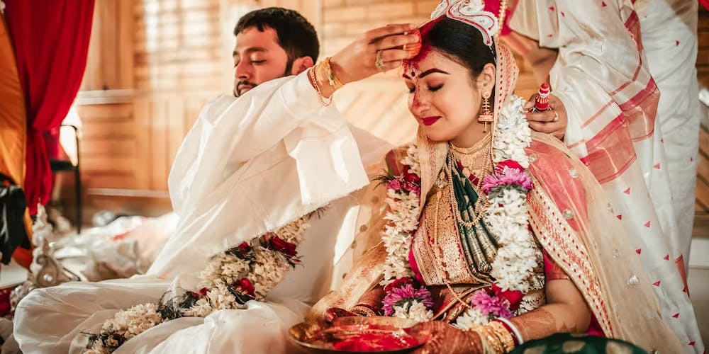 Trendy varmala designs for weddings