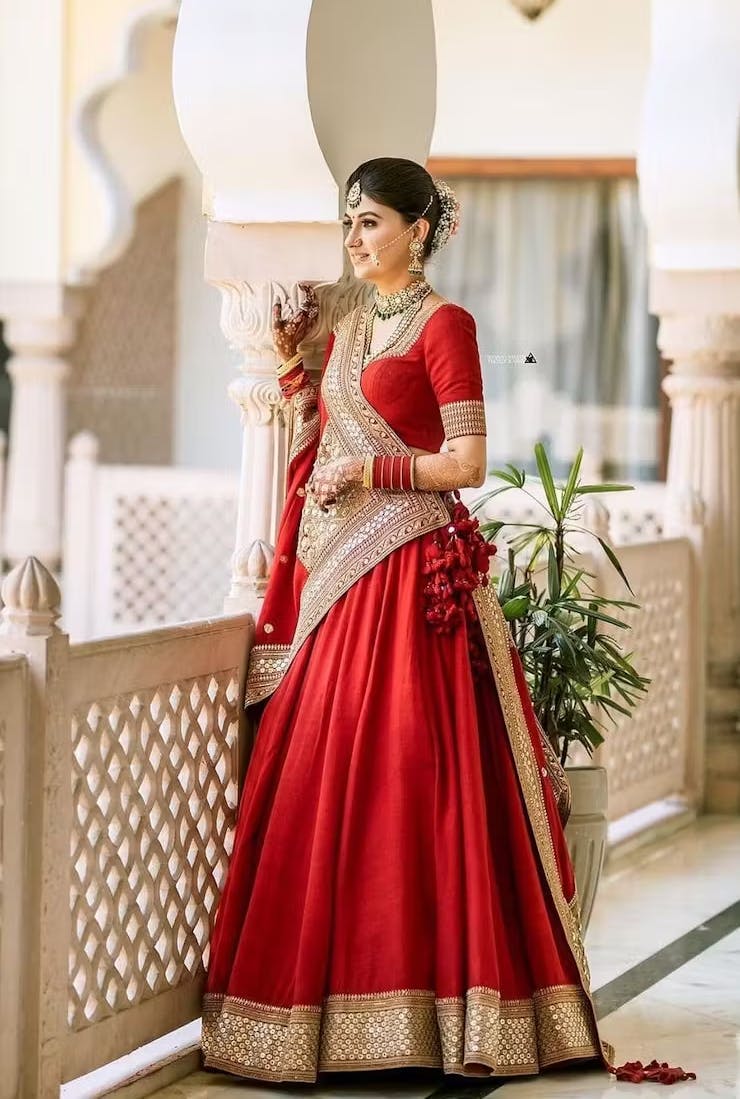 Simple And Sophisticated Red Lehenga For Natural Beauty