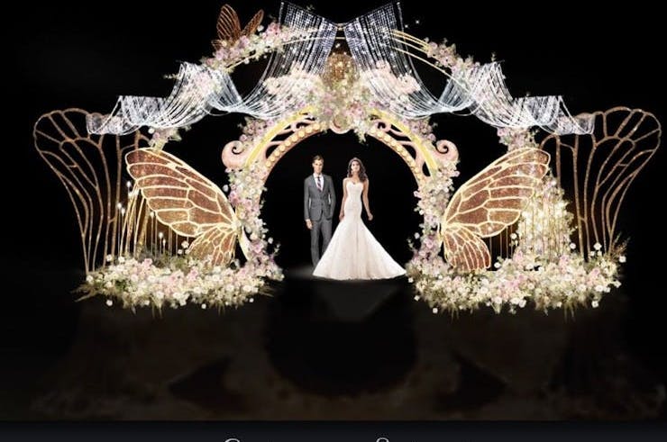 beautiful fairy-e Disney-ish vibe into your wedding stage decor