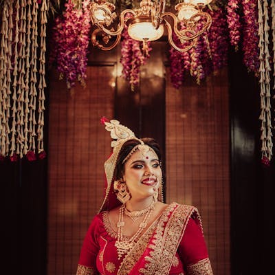 Trending Bengali Bride Reception Look Inspiration
