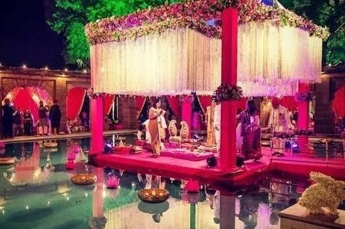 Poolside wedding stage decoration.jpg