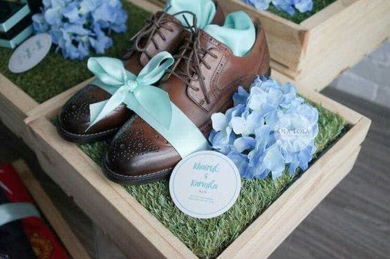 groom shoe tray