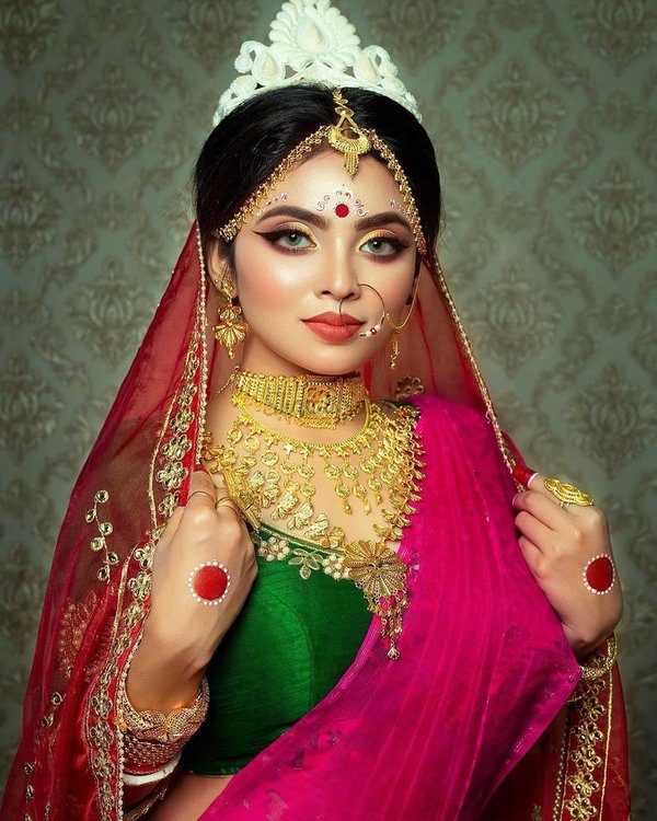 The Latest Bengali Bride Hairstyle That Will Make You Look Stunning
