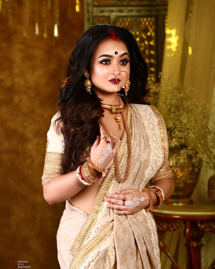 Beautiful Bengali bodhu
