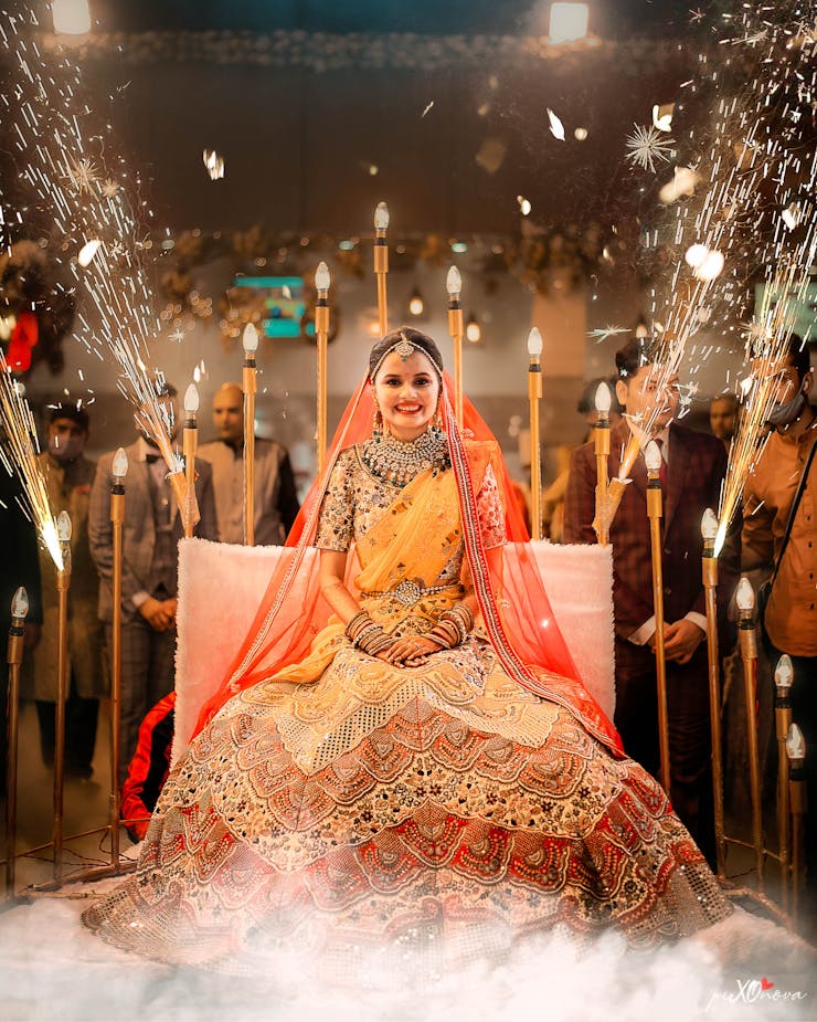 Bride pose