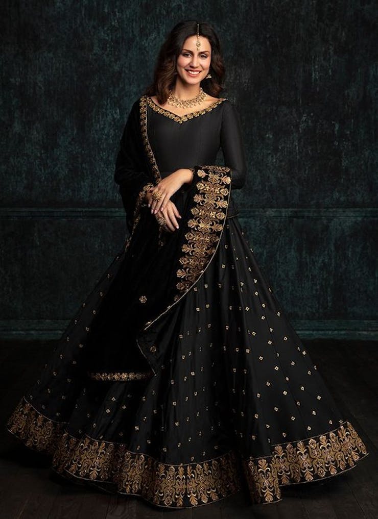 Bengali bride with saree