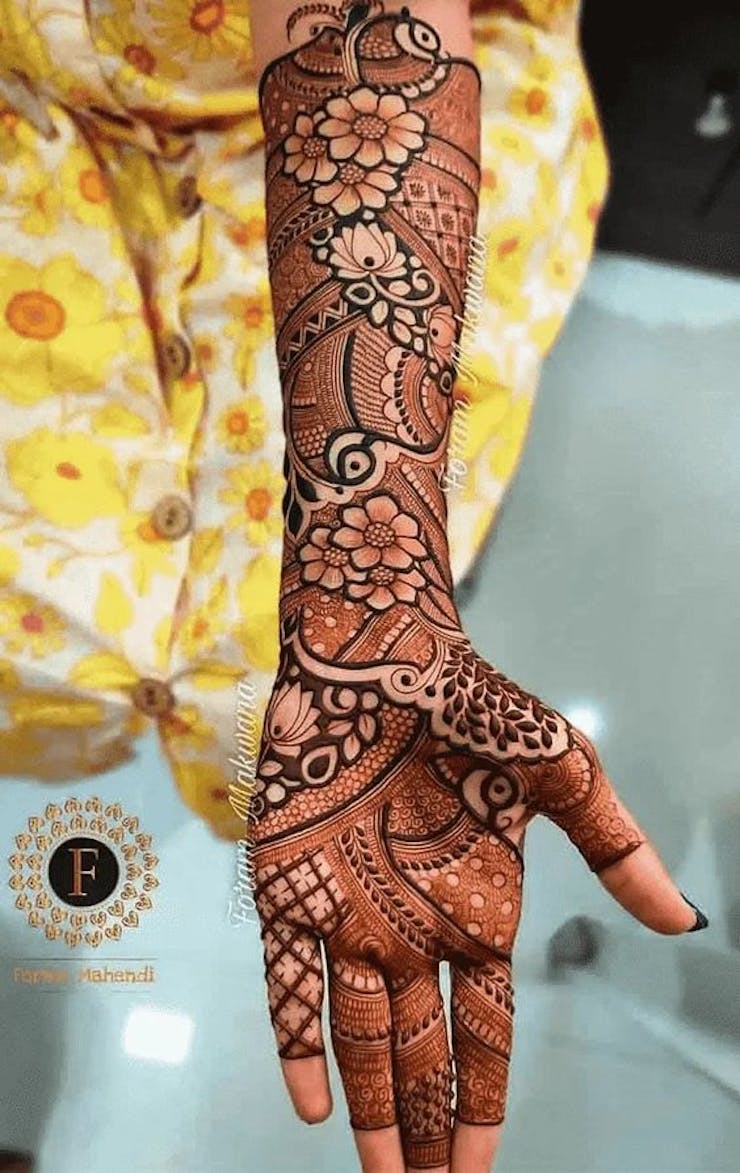 Beautiful intricate mehndi design