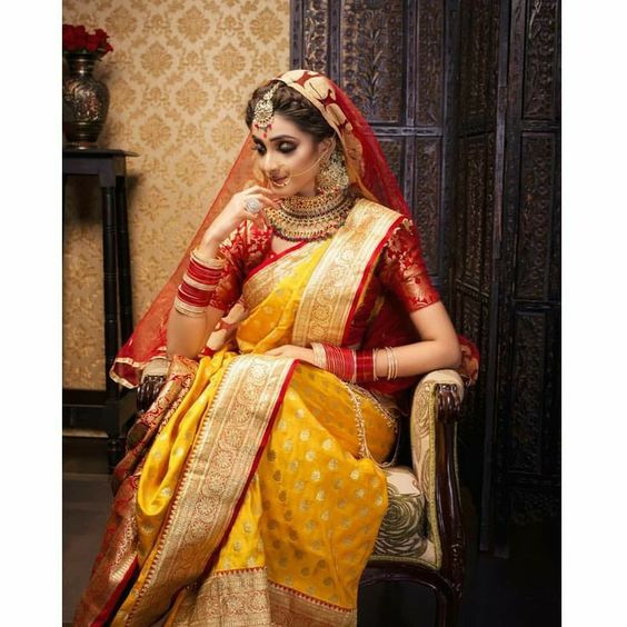 Buy Rose Pink Banarasi Saree In Silk With Weaved Chandelier Motifs In Jaal  Pattern Online - Kalki Fashion
