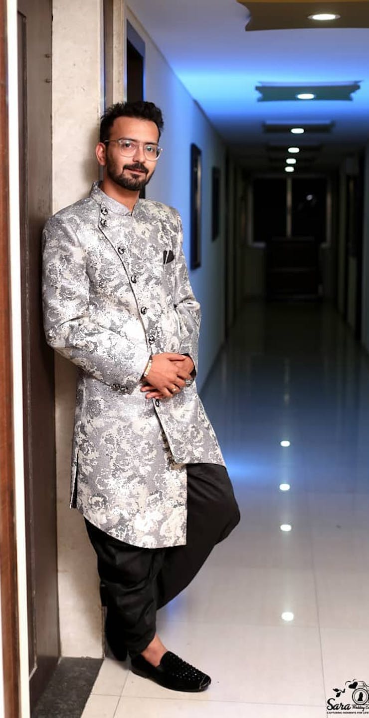 groom dress