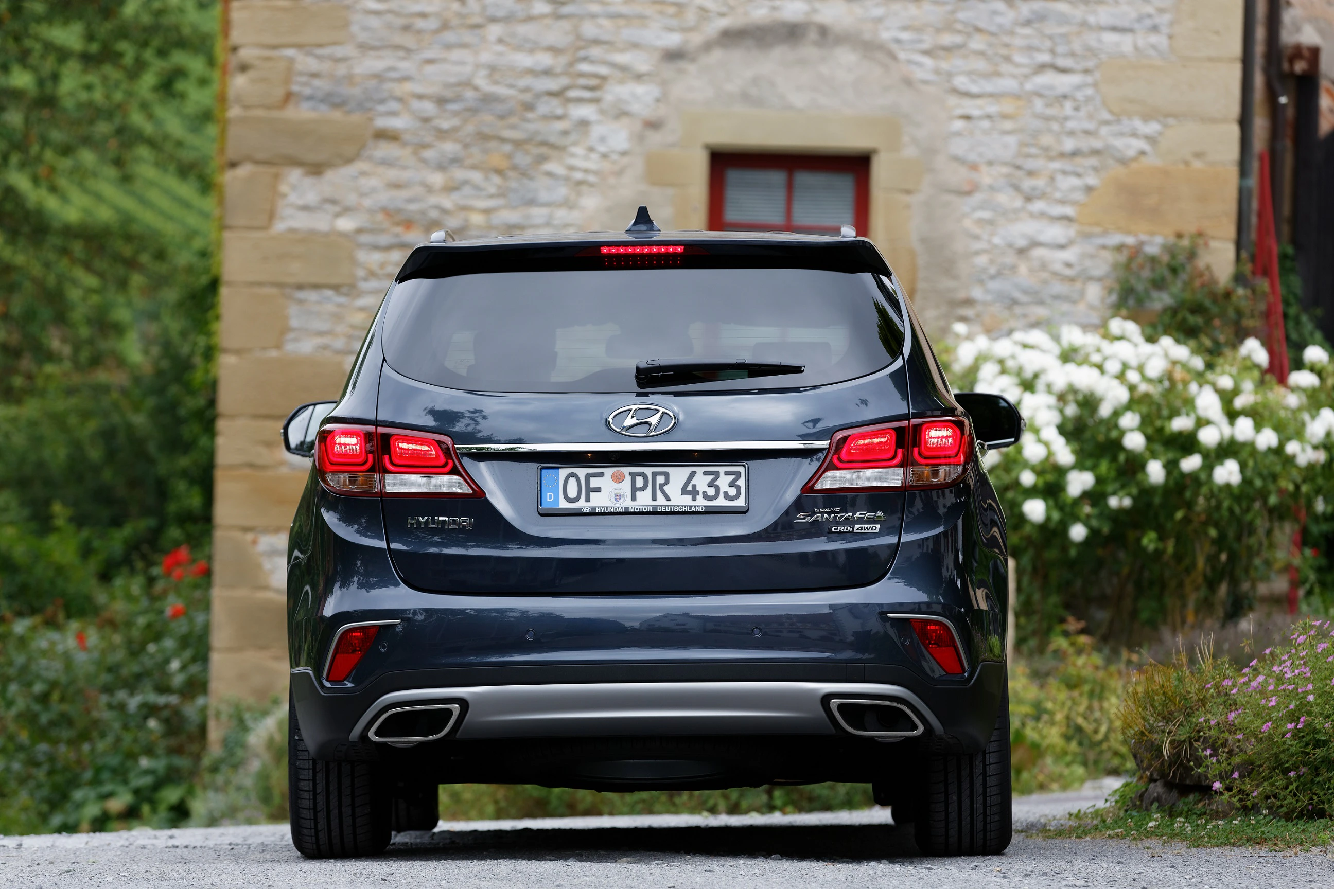 Hyundai Grand Santa Fe DM Aussenansicht Heck statisch blau