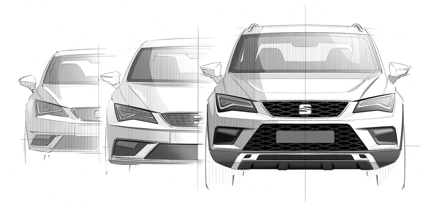 Drei gezeichnete SEAT-Fahrzeuge von vorne, von kompakt bis SUV, zeigen Fahrzeugdesign und Evolution der Frontansicht.