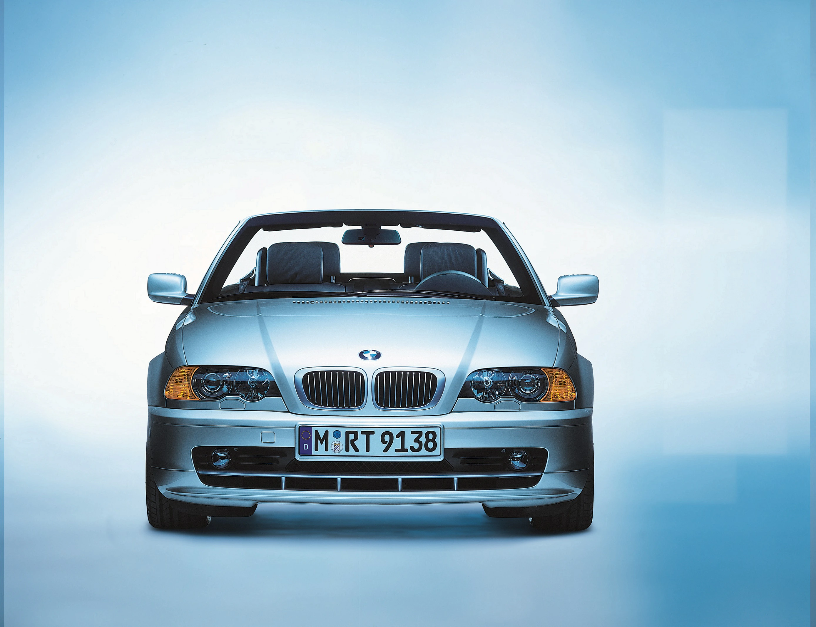 BMW 3er Cabriolet E46 LCI Aussenansicht Front Studio statisch silber