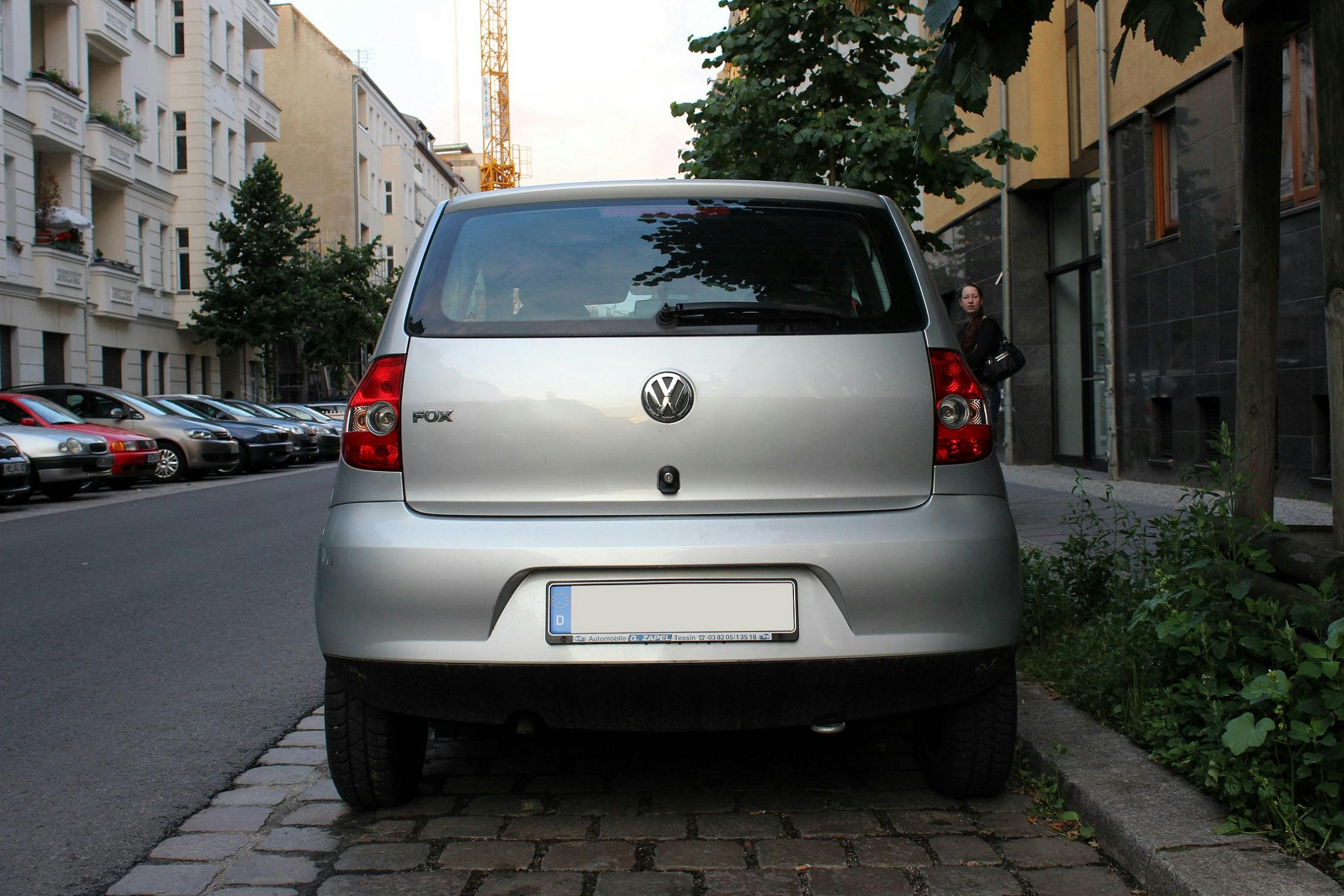 VW Fox 5Z Aussenansicht Heck statisch silber