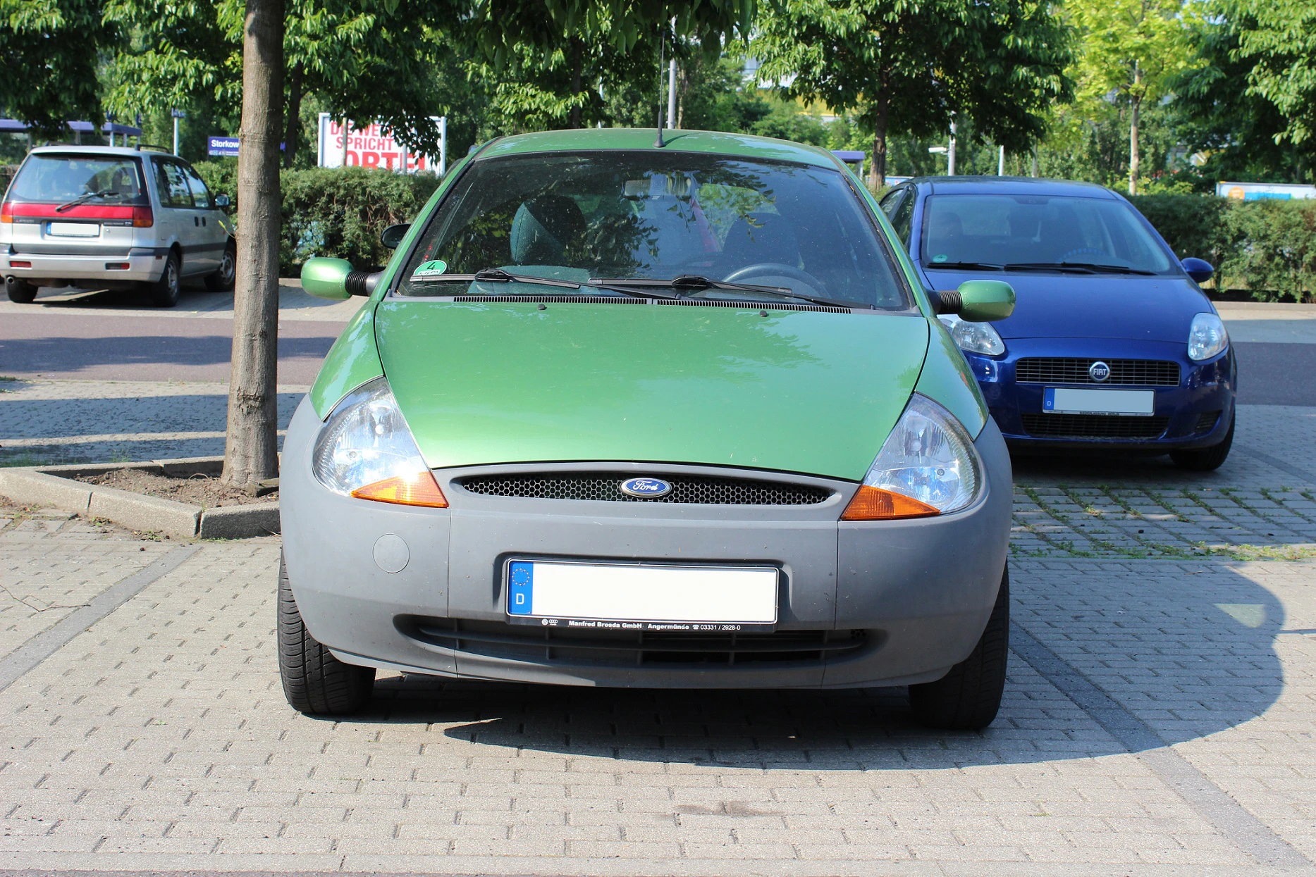Ford Ka Mk1 RBT Aussenansicht Front statisch grün