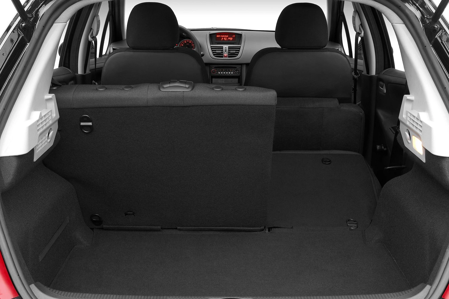 Peugeot 207 W Fünftürer Innenansicht statisch Studio Kofferraum Rücksitze 1/3 umgeklappt