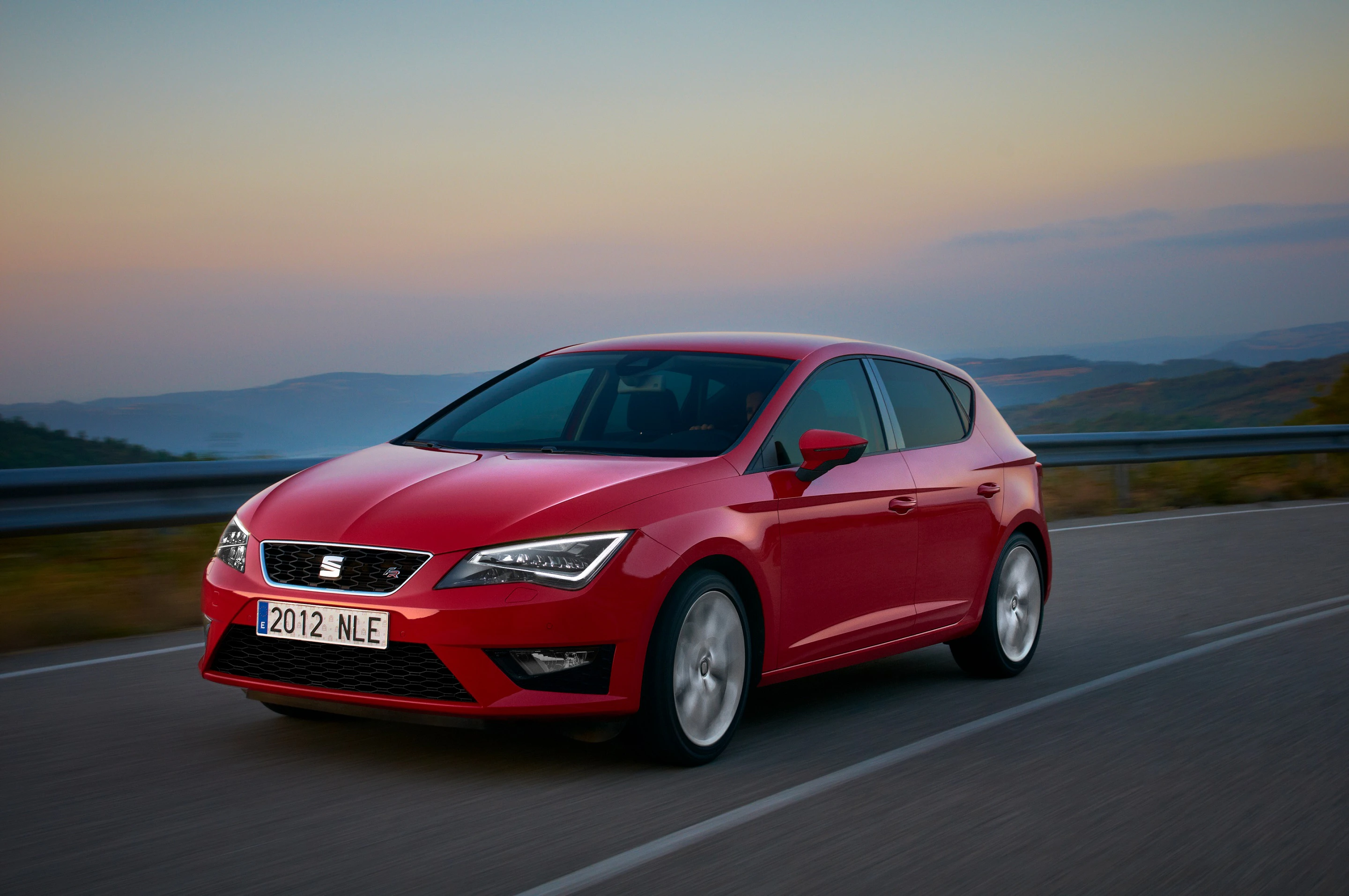 SEAT Leon 5F Front schräg dynamisch rot