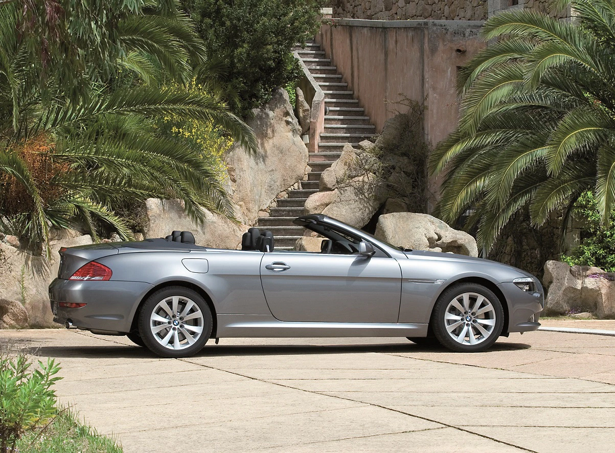 BMW 6er Cabriolet E64 Aussenansicht Seite statisch grau