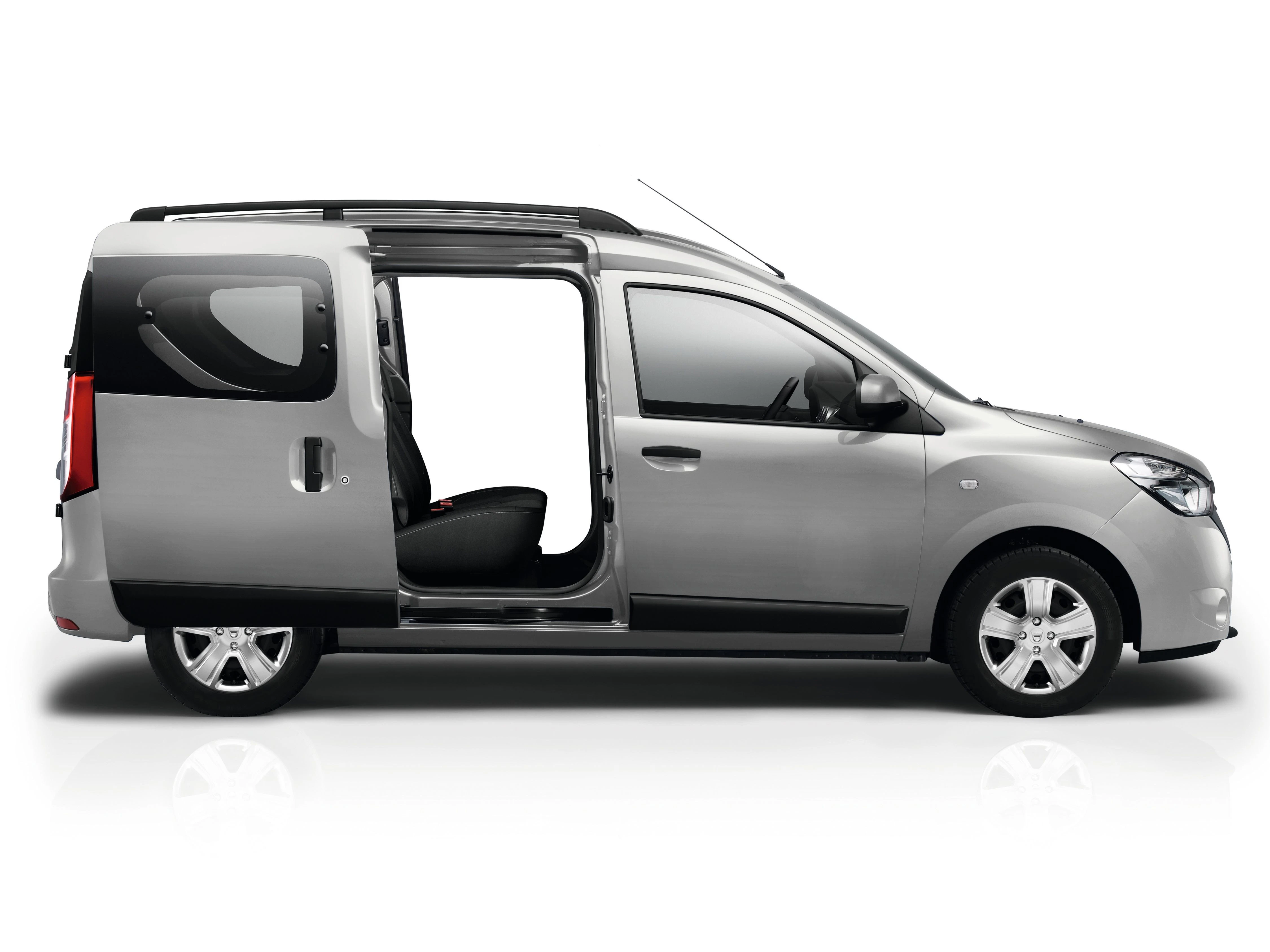 Silberner Lieferwagen mit Schiebetür, seitliche Ansicht. Parkplatzfreundliches Design mit klaren Linien und hohem Dach für mehr Ladevolumen.