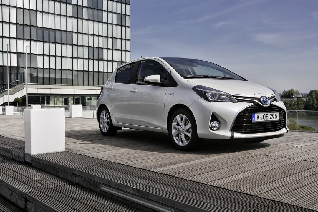 Toyota Yaris Xp13 Seit 11 Mobile De