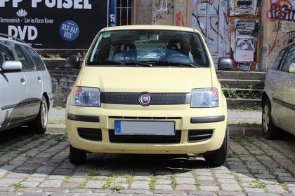 Fiat Panda (169) Aussenansicht Front statisch gelb