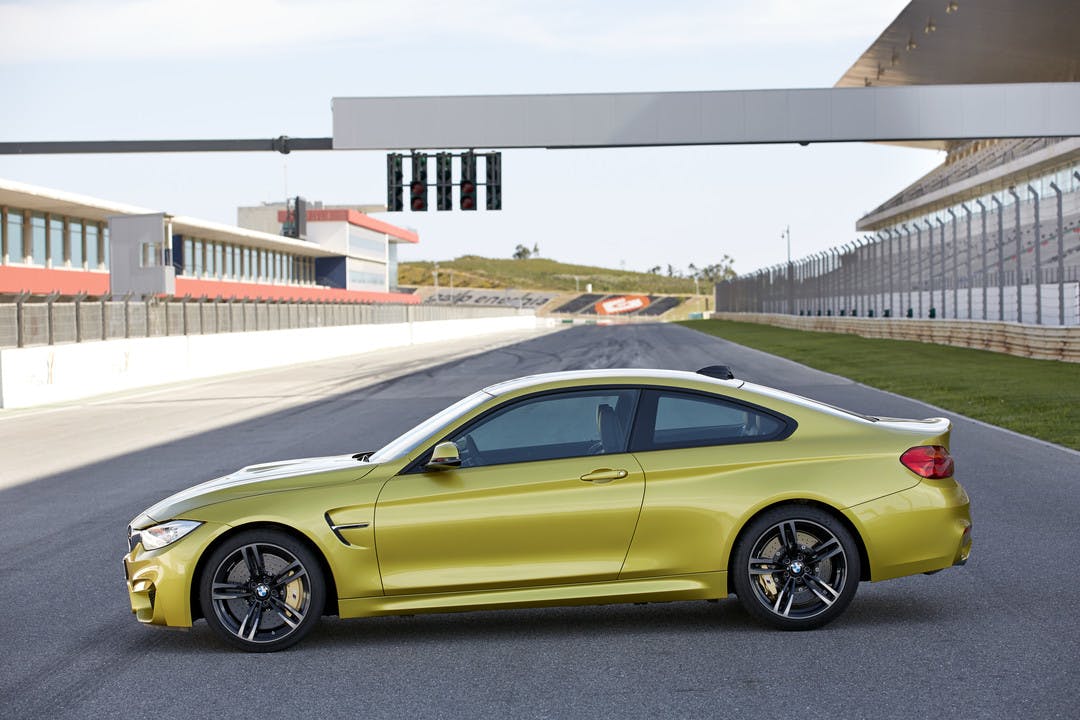 Bmw M4 Coupe Und Cabriolet F F Seit 14 Mobile De Bmw M4 Coupe Und Cabriolet F F Seit 14 Mobile De
