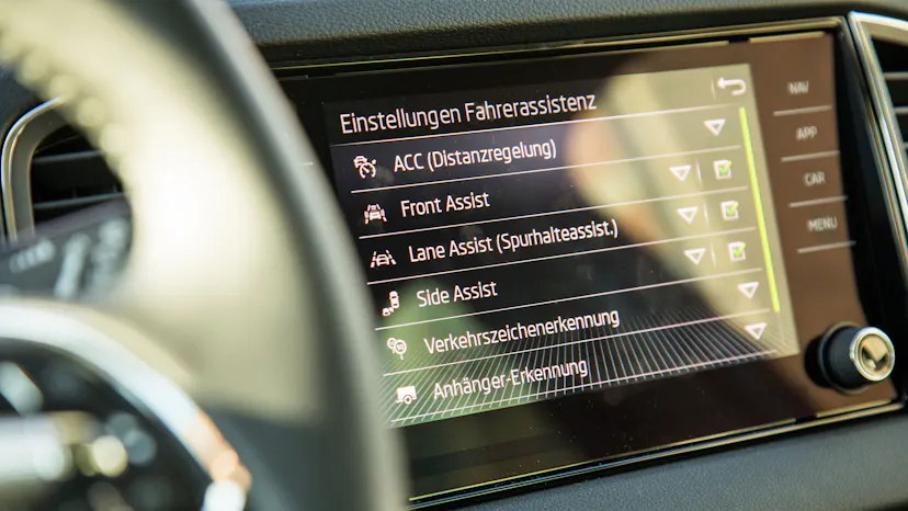 Spurhalteassistent: So funktioniert er | mobile.de