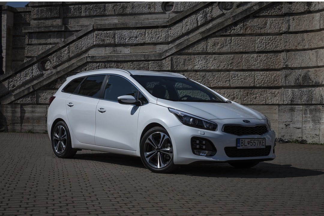 Kia Cee D Sw Jd Seit 12 Mobile De