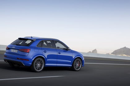 Audi RSQ3 8U Aussenansicht Seite schräg dynamisch blau
