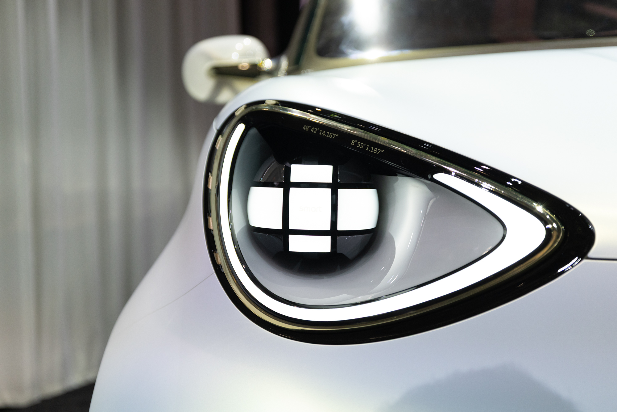 Detailansicht des Scheinwerfers des Smart #2