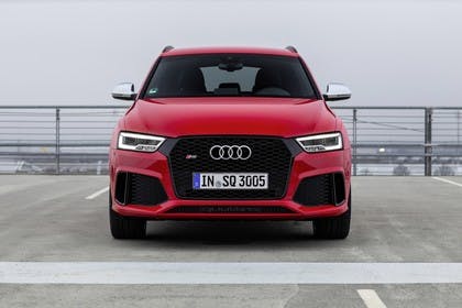 Audi RSQ3 8U Aussenansicht Front statisch rot