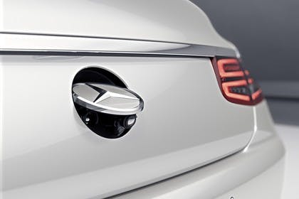 Mercedes-Benz S-Klasse Cabriolet A207 Aussenansicht Heck schräg statisch Studio Detail Rückfahrkamera