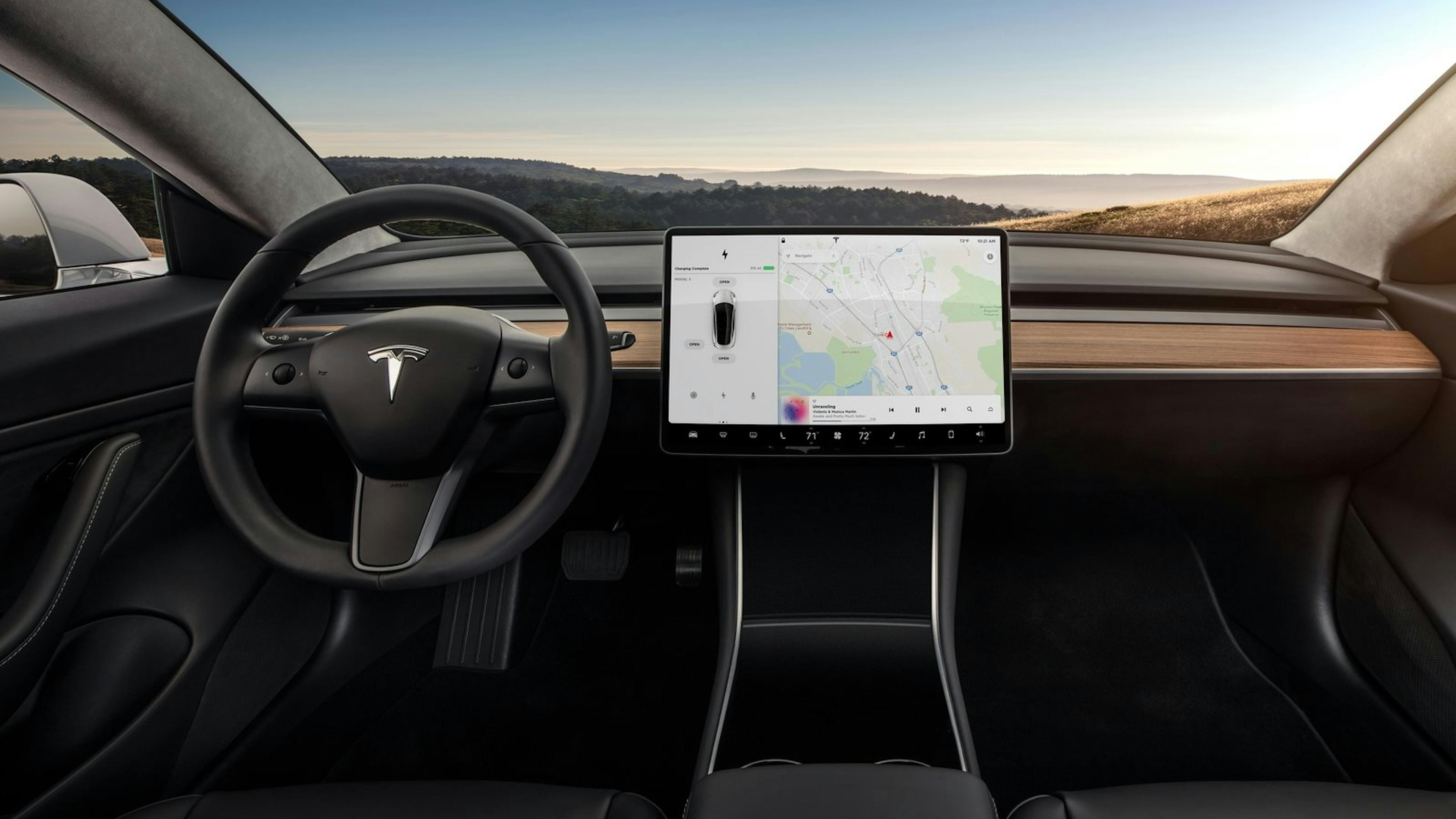 Vorderer Innenraum und Aussicht Tesla Model 3