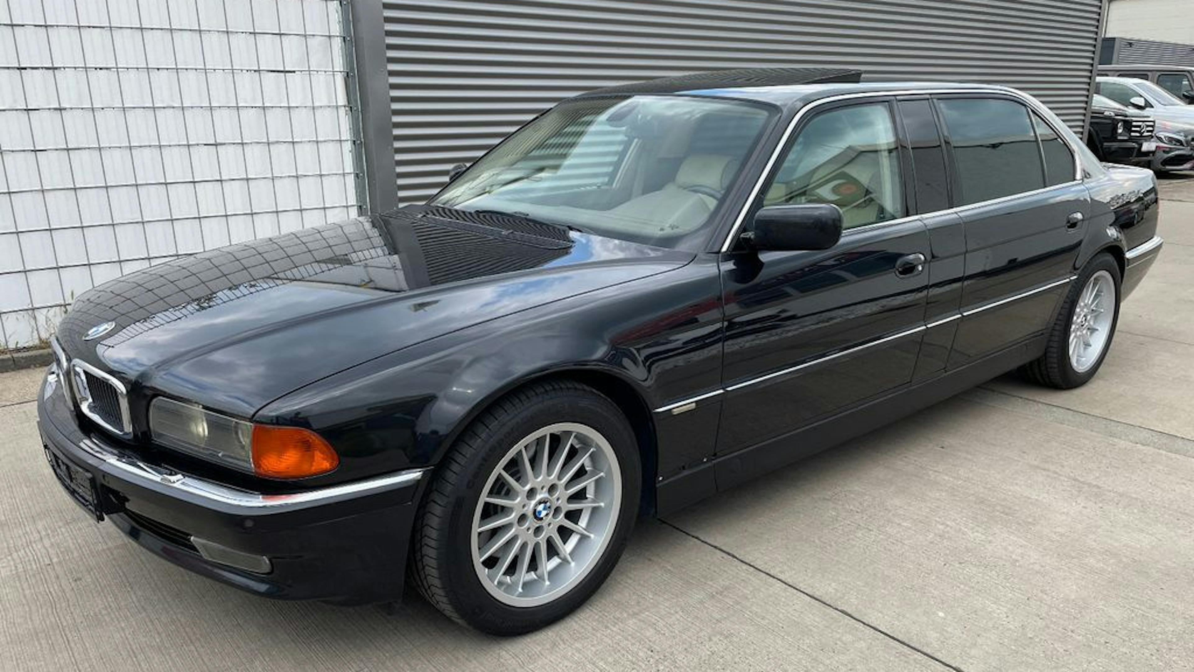 BMW 7er E38