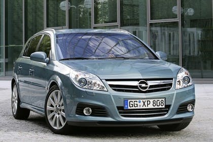 Opel Signum Z-C/S Facelift Aussenansicht Front schräg statisch blau