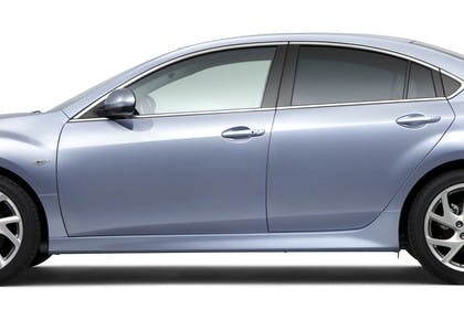 Mazda 6 Limousine GH Studio Aussenansicht Seite statisch silber