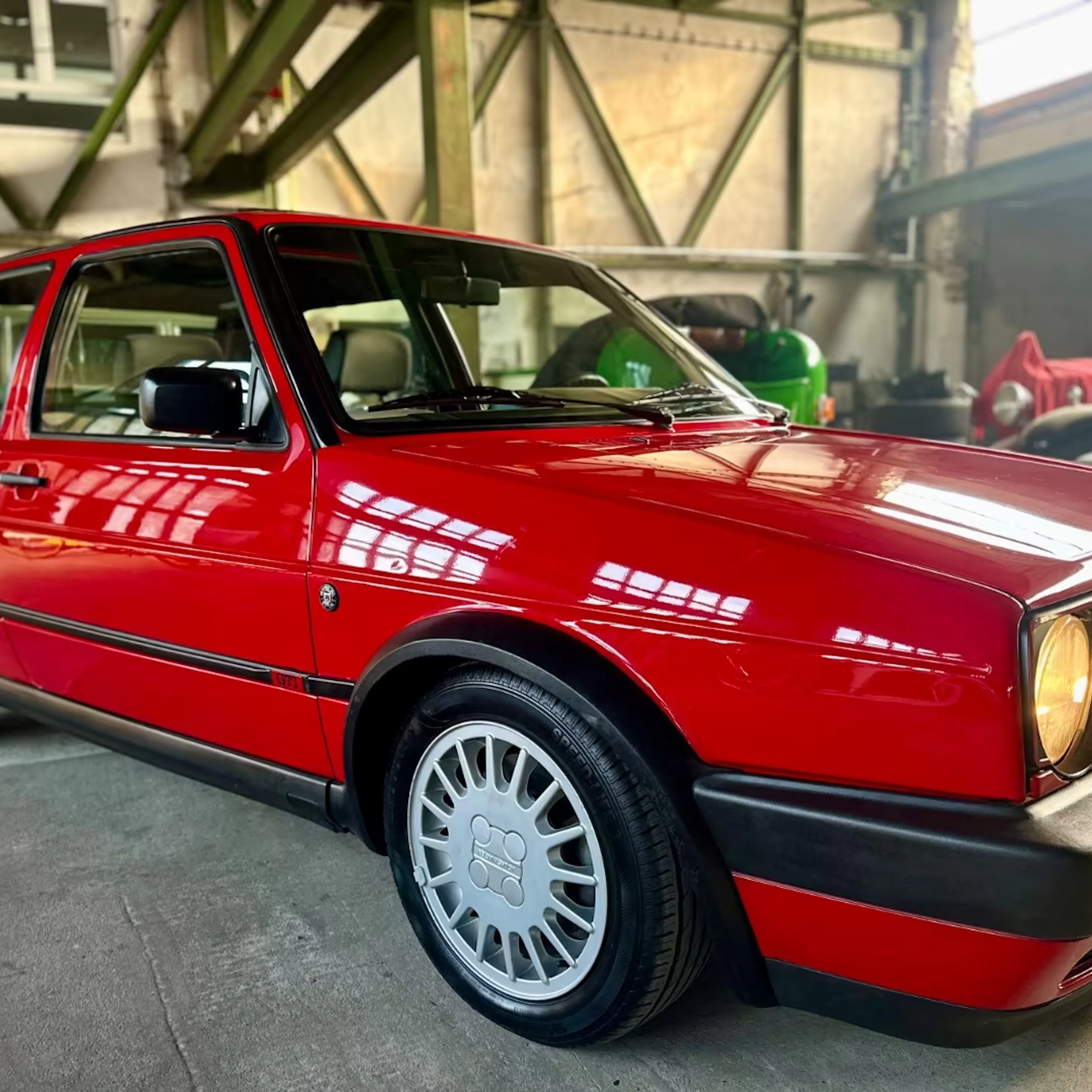 Roter Golf II GTI
