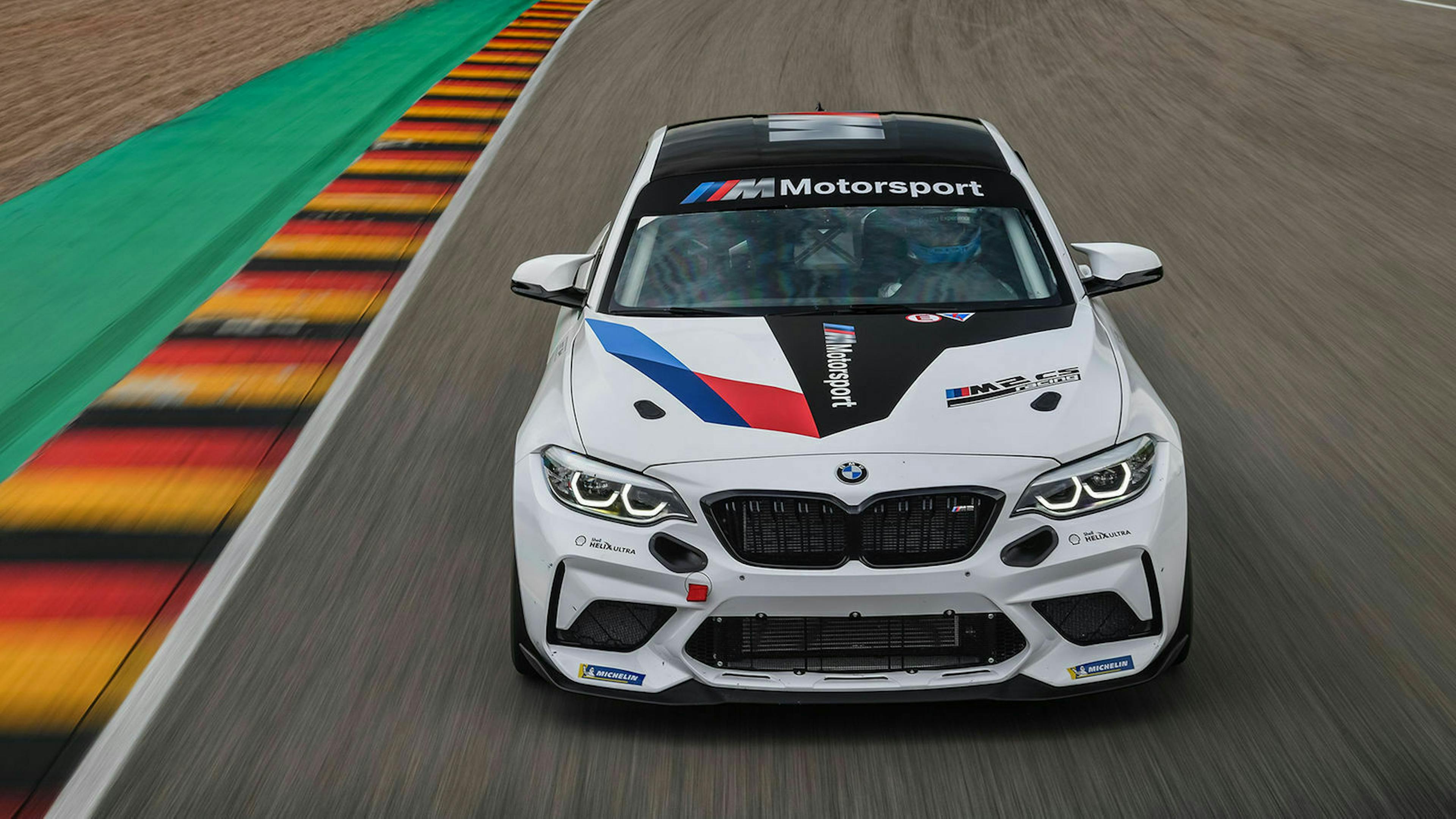 BMW M2 CS Racing von vorne