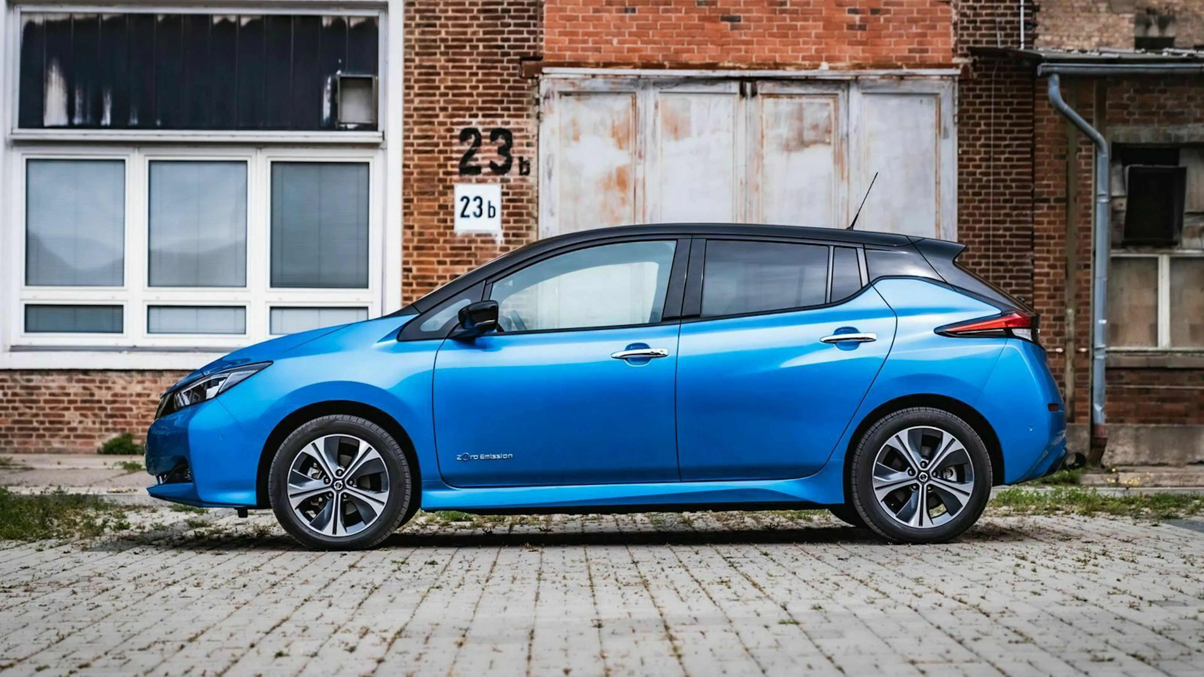 Nissan Leaf FL Seitenansicht
