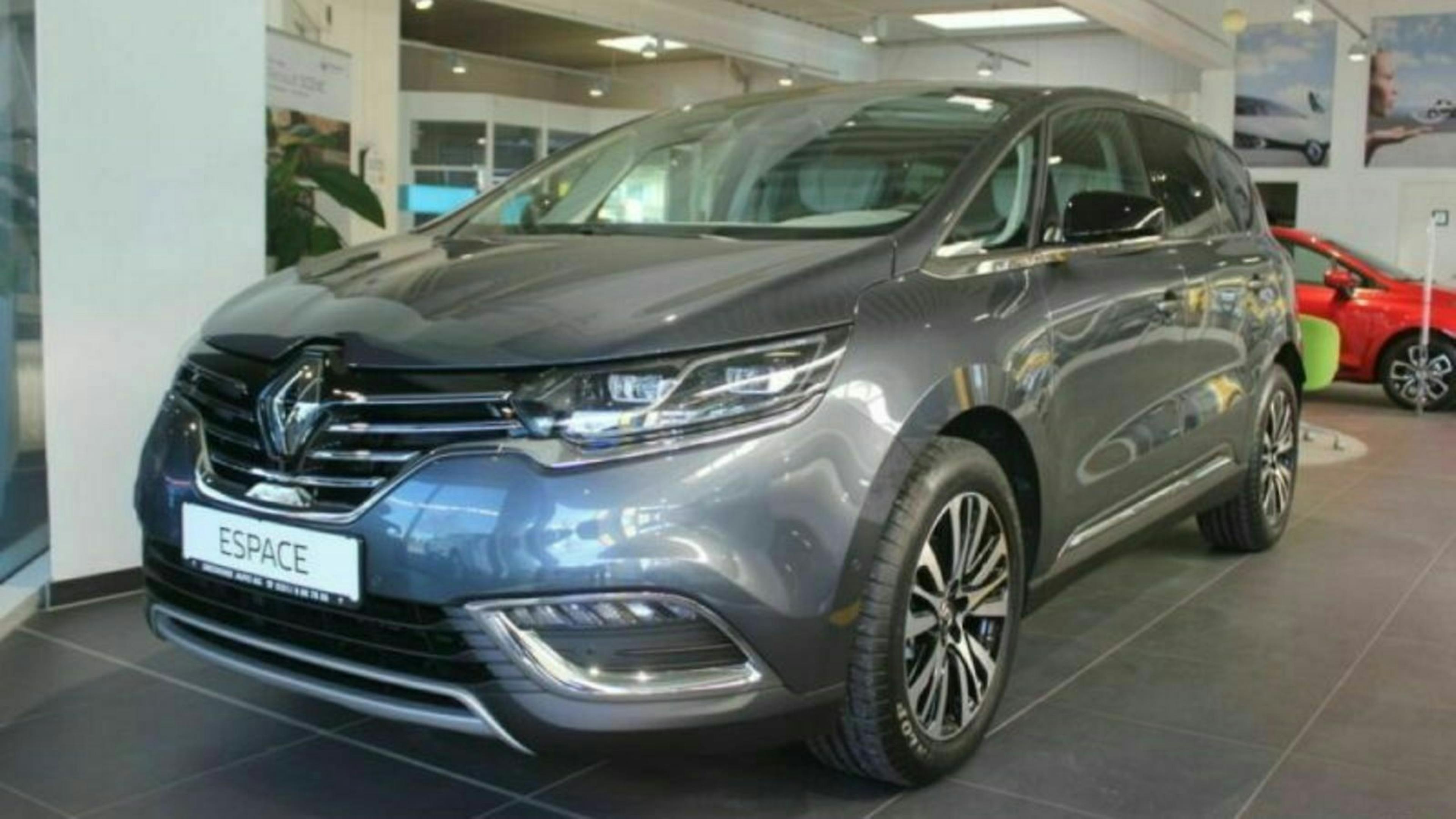 Renault Espace dreiviertel-Frontansicht