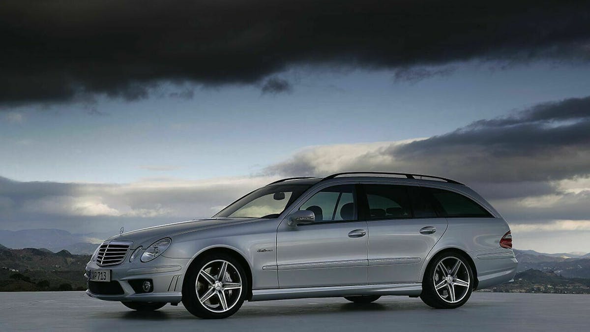 Mercedes baute vom W211 innerhalb der siebenjährigen Produktionszeit rund 1,7 Millionen Fahrzeuge