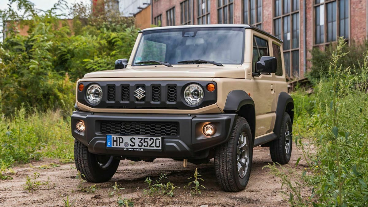 Die Höchstgeschwindigkeit des Suzuki Jimny beträgt 145 kmh/h bei 102 PS