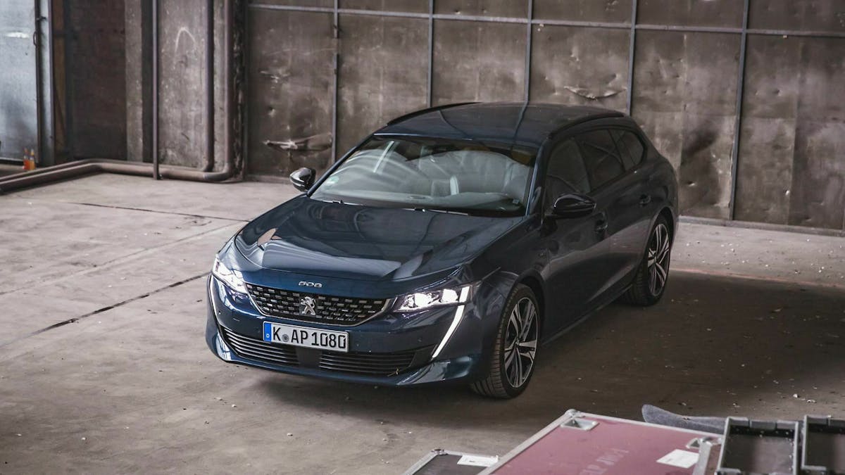 Der Peugeot 508 SW musste im Alltag beweisen, ob er mit Premium-Kombis mithalten kann